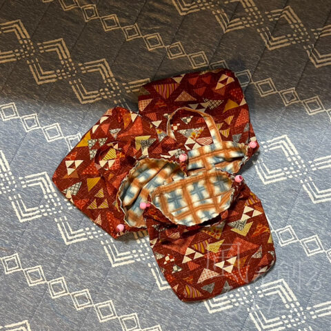 こだか まゆみ「エプロンの袋(裏地)」